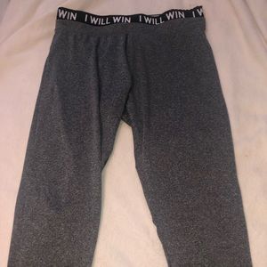 Grey capri leggings large